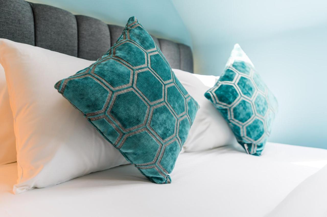 Oakfield Premier Apartments - Fast Wifi - 5 Mins City Centre カーディフ エクステリア 写真