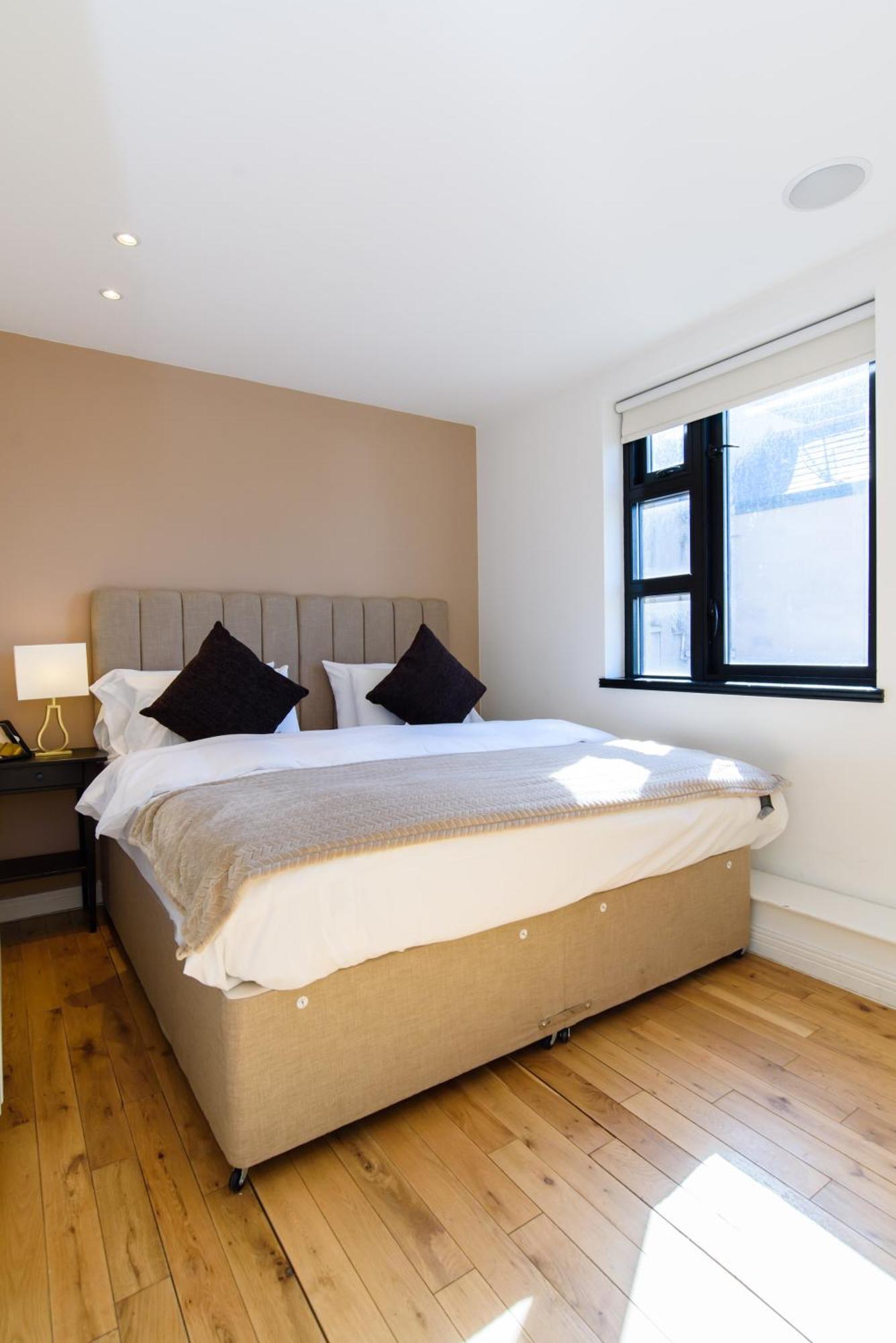 Oakfield Premier Apartments - Fast Wifi - 5 Mins City Centre カーディフ エクステリア 写真